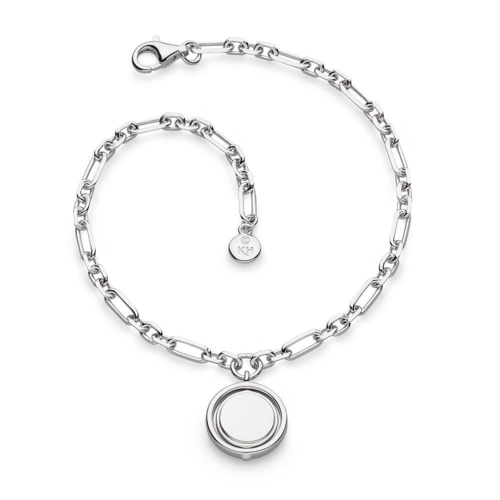 A Classic Chain Reimagined With a Genuinely Personal Touch