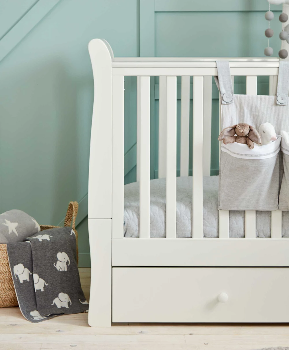 Mamas & Papas nursery cot bed
