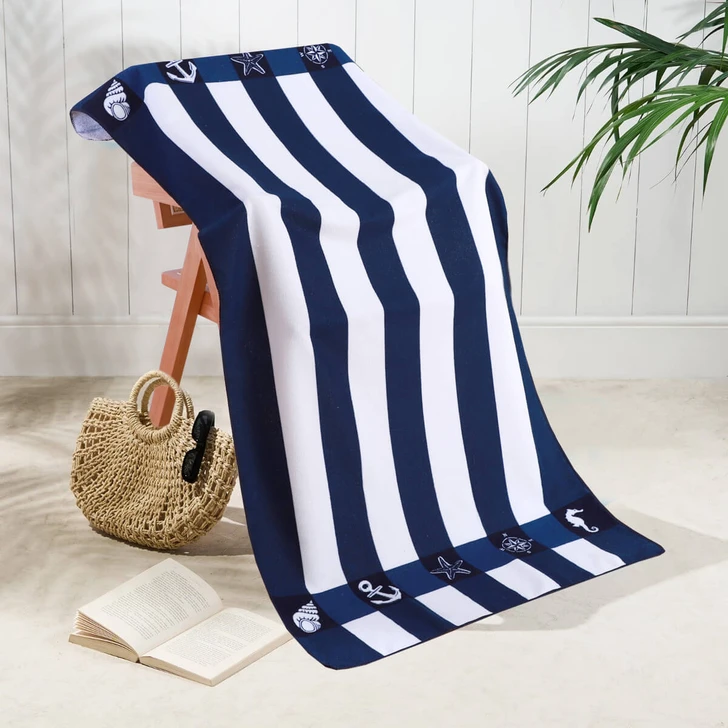 The Towel Shop quick-drying microfibre travel towel