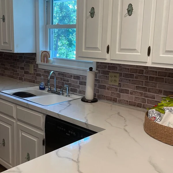 Commomy peel-and-stick brick-effect wall panels
