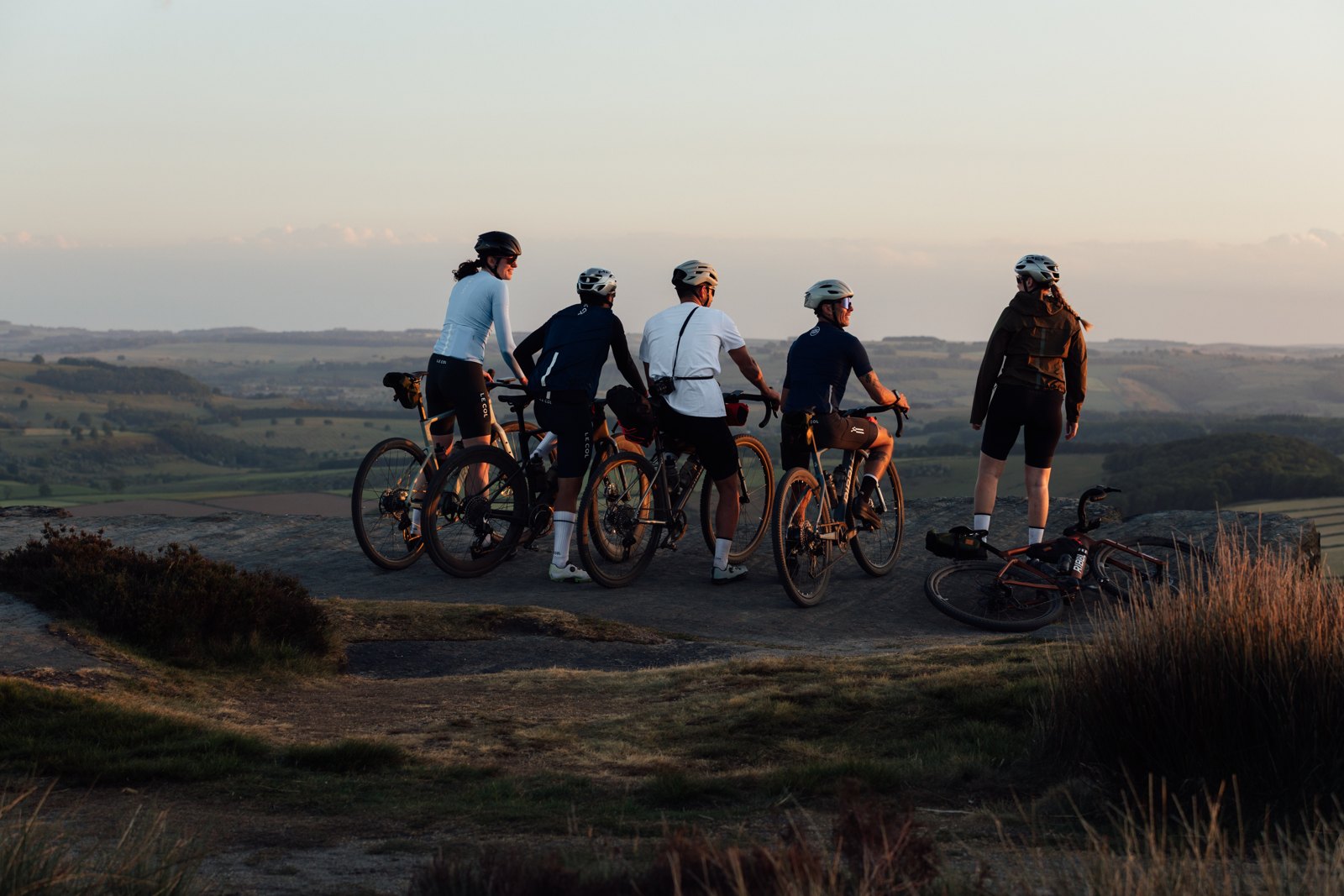 Ribble cyclists and gravel bicycles on an unpaved trail