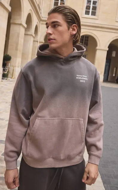Boxy Statt Standard-Oversized, Für Echte Streetwear-Silhouette