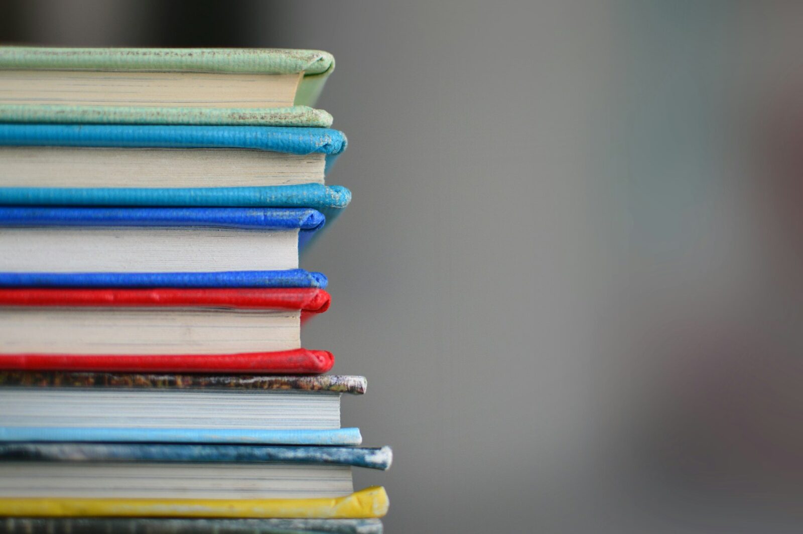 Books and reading shopping photo